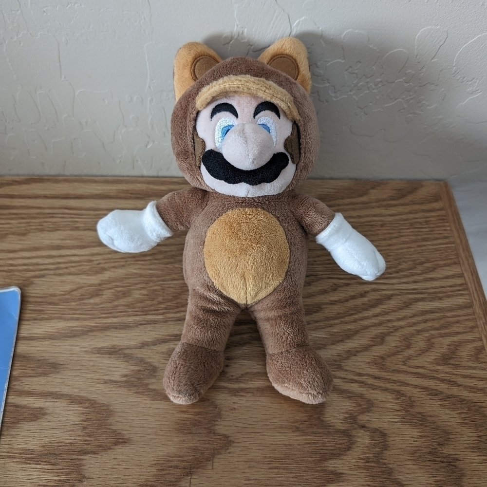 Mario Raccoon Plush - Picture 3 of 3